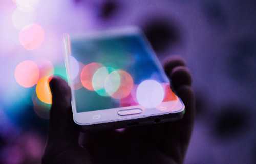 Smartphone in Hand