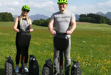 Segway, Wiese, Helm, Fahrer