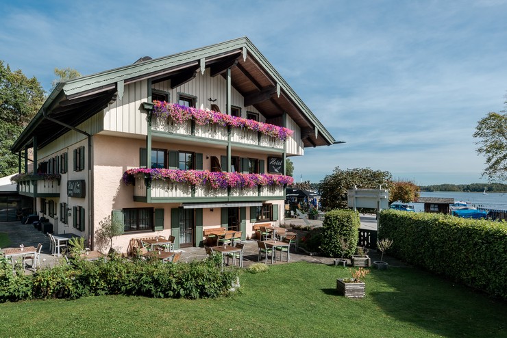 Hotel Möwe Chiemsee Begrüßung Prien Seeblick