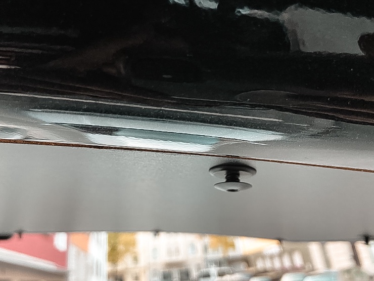 Klappe Übersicht Kabel