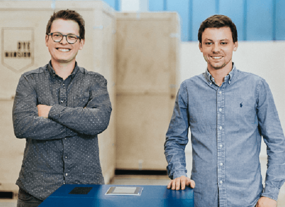 Felix Ewald und Philipp Kramer, Gründer von DyeMansion
