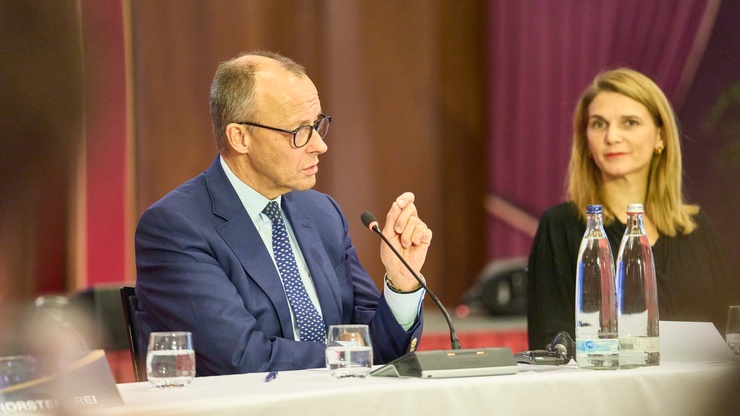 Vestibulum tortor quam, feugiat vitae, ultricies eget, tempor sit amet, ante.