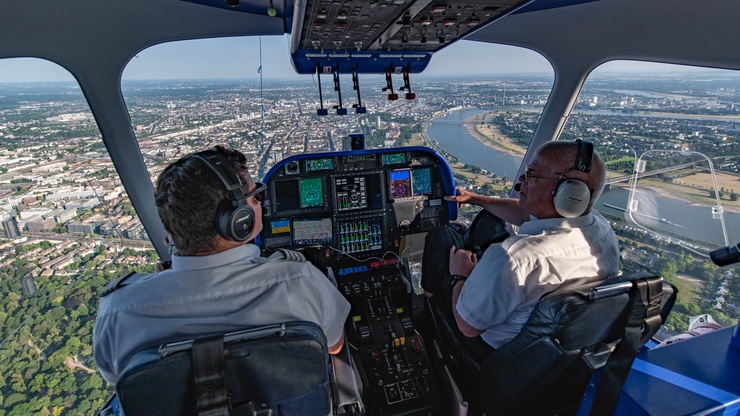 Vestibulum tortor quam, feugiat vitae, ultricies eget, tempor sit amet, ante.