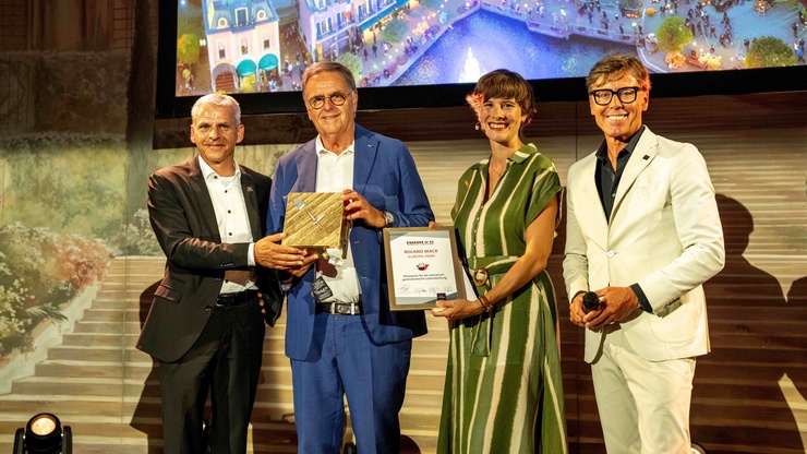 Vestibulum tortor quam, feugiat vitae, ultricies eget, tempor sit amet, ante.