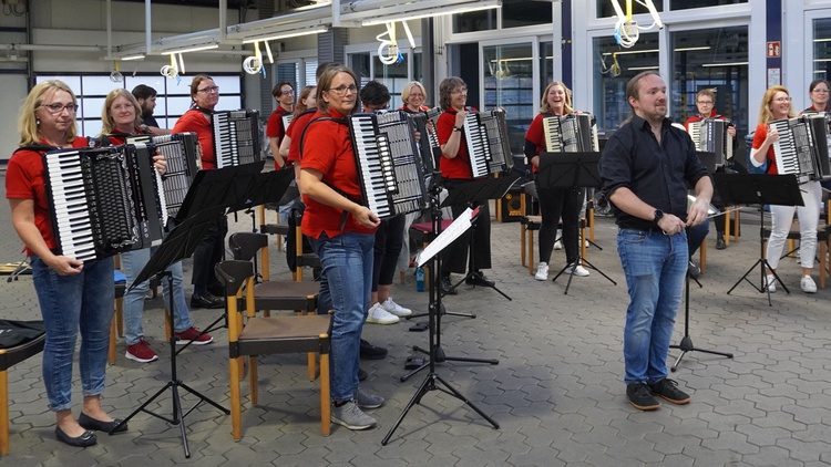 Akkordeon Konzert bei Mr. Wash in Essen Frohnhausen