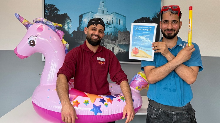 Khaled Z. und Diyaa A., Mr. Wash Kassel