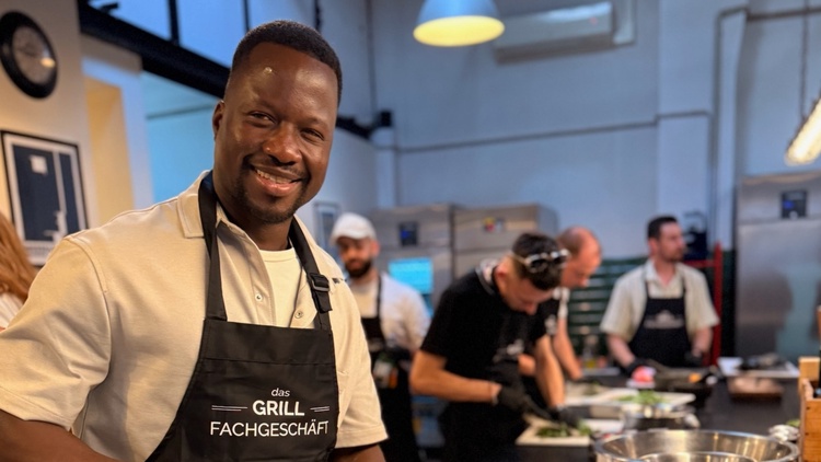 Team Mr. Wash und macOIL Krefeld beim Grill-Event