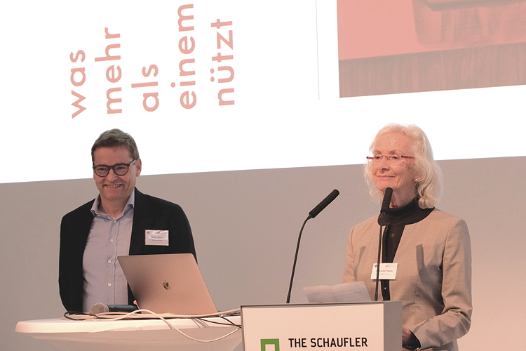 Mia Seeger beim Stuttgarter Stiftungstag